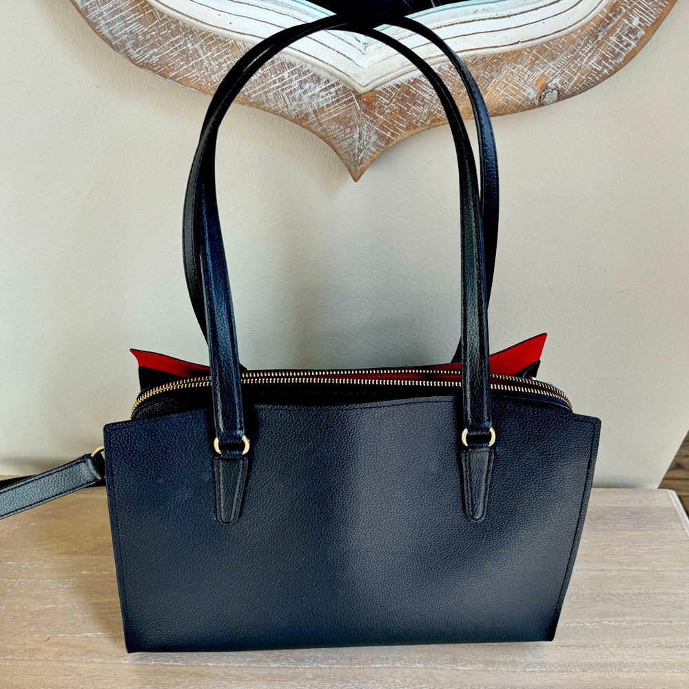 Black Coach bag with Gold tone hardware. - Picture 2 of 8